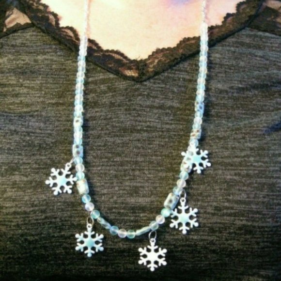 FROZEN Winter Wonderland Christmas Necklace for Woman,Necklace for Christmas - Picture 2 of 7